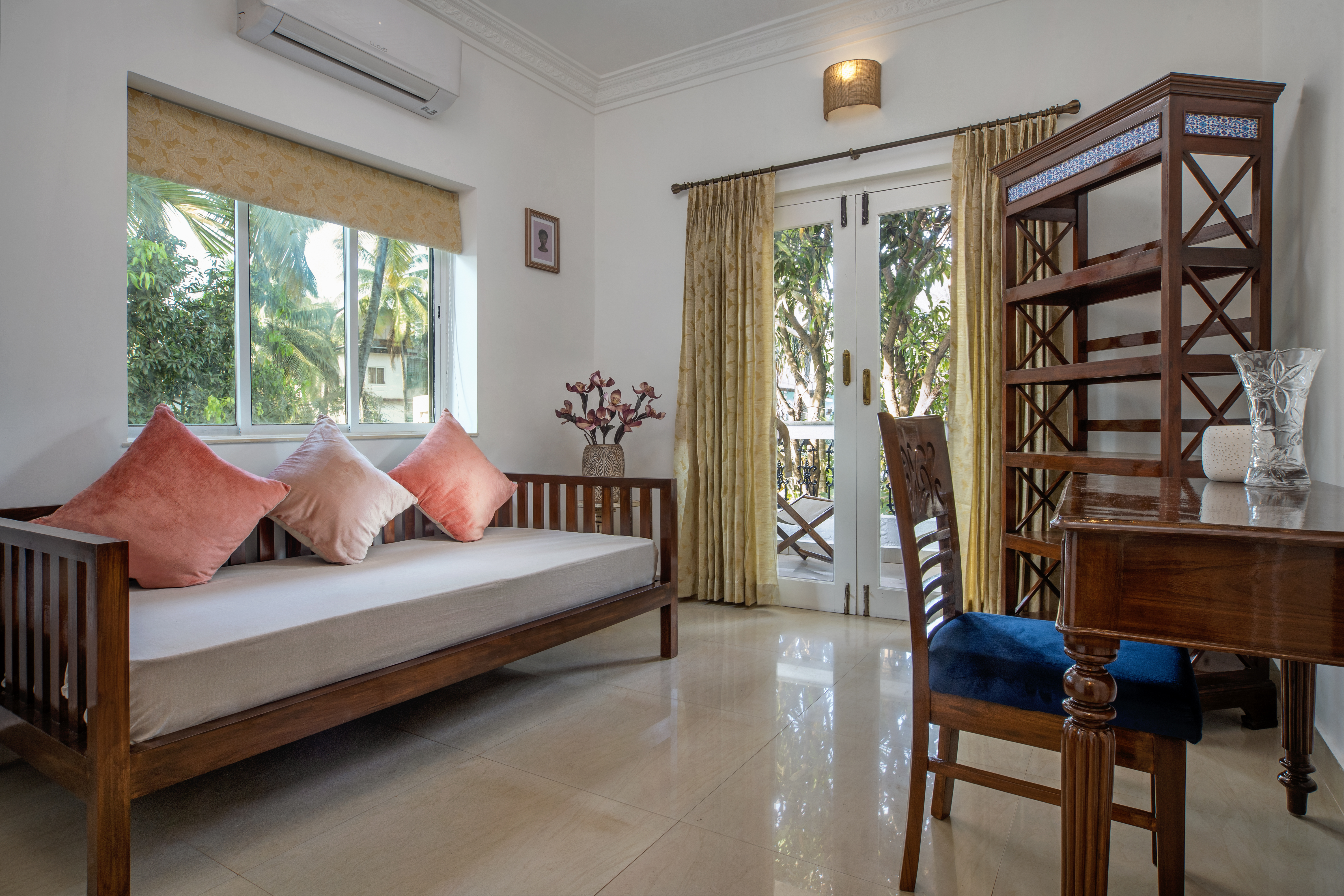 resort gallery