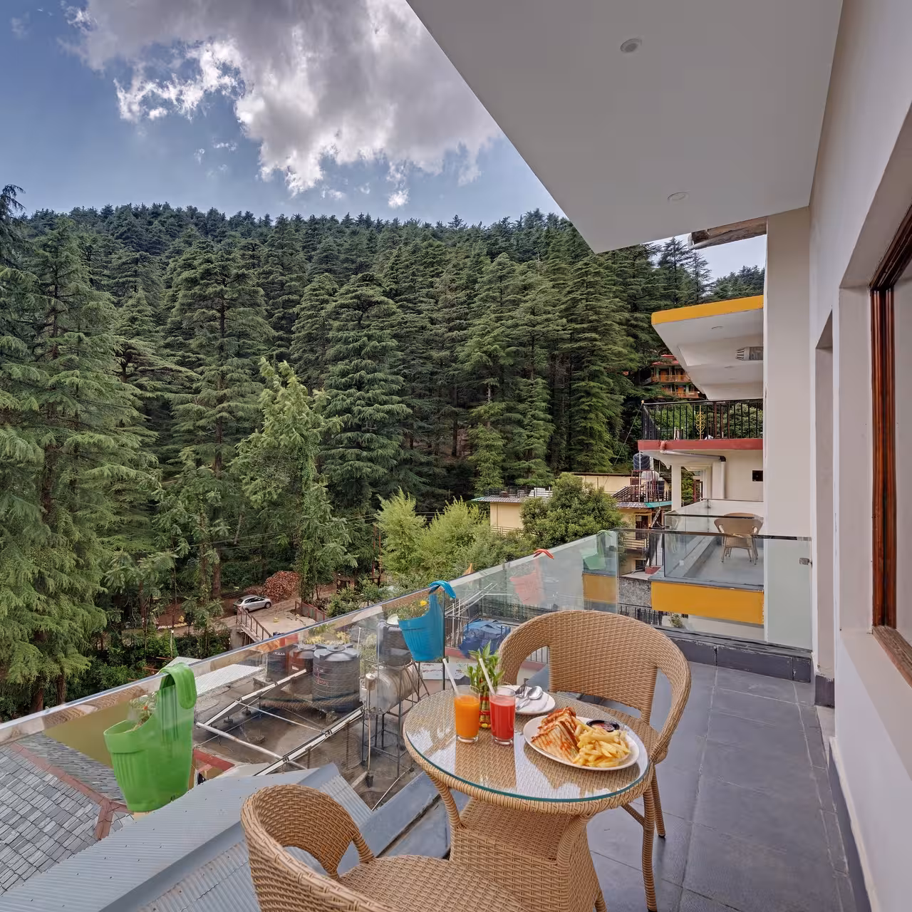Golden Rock, Dharamshala - AM Hotel Kollection